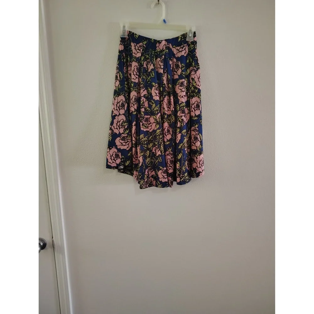 LuLaRoe Madison Skirt Womens Small S Pink Floral Blue‎ Pleated A-Line Pocketed